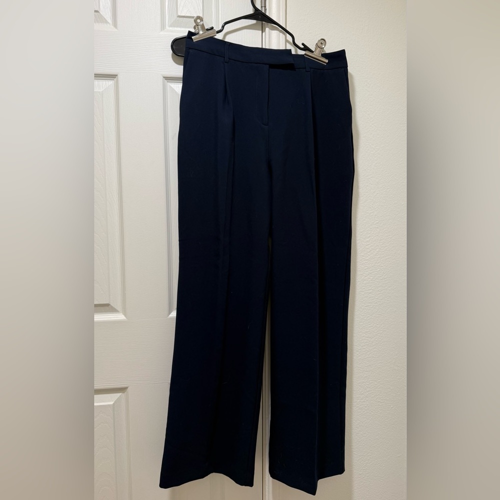 Navy Blue Wide-Leg Trouser